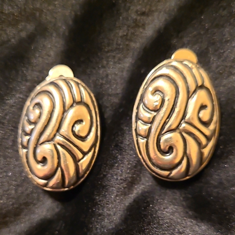 Vintage Silver Swirl Earrings